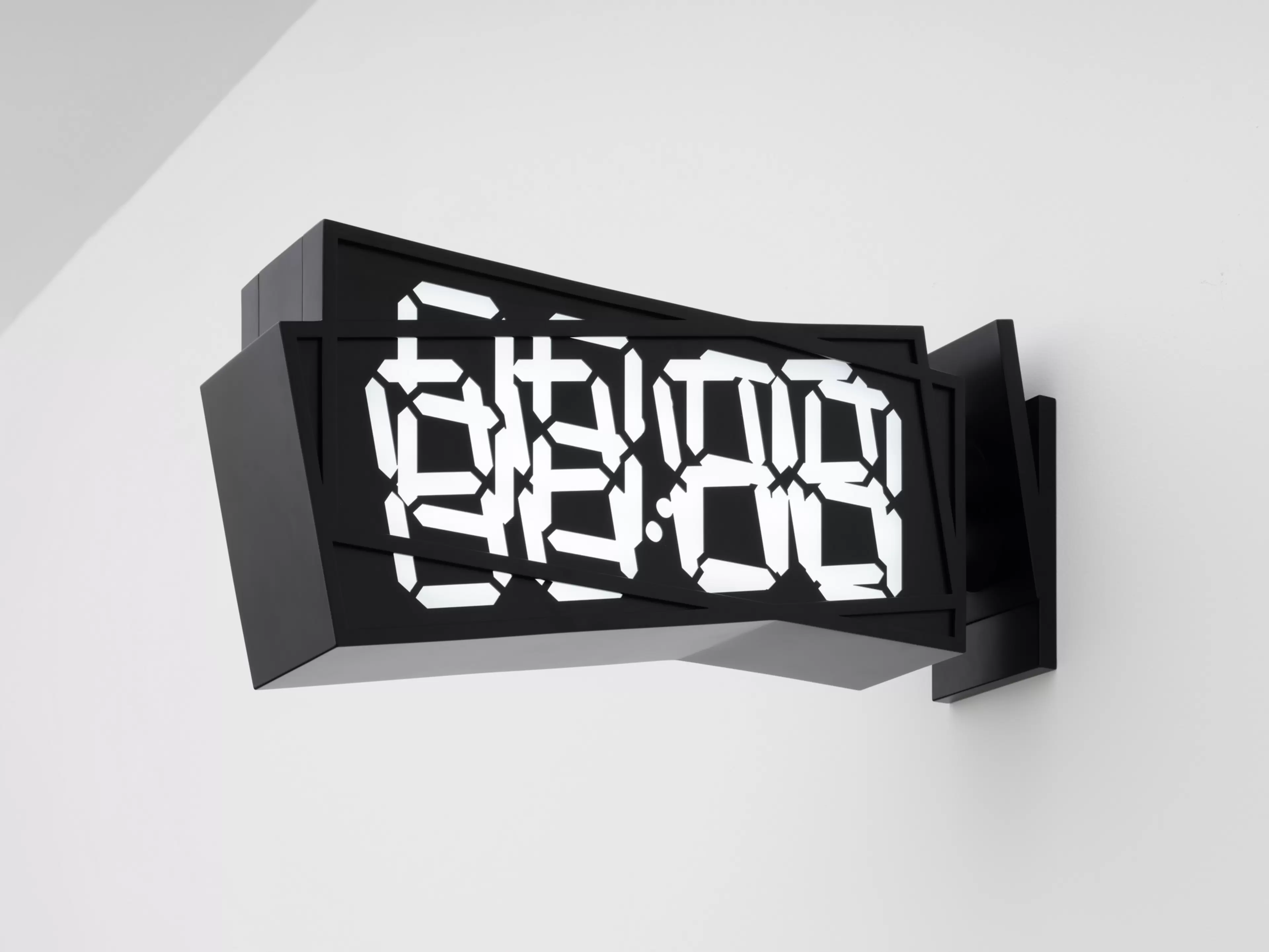 Chronos Kairos, 88.88 by Ryan Gander