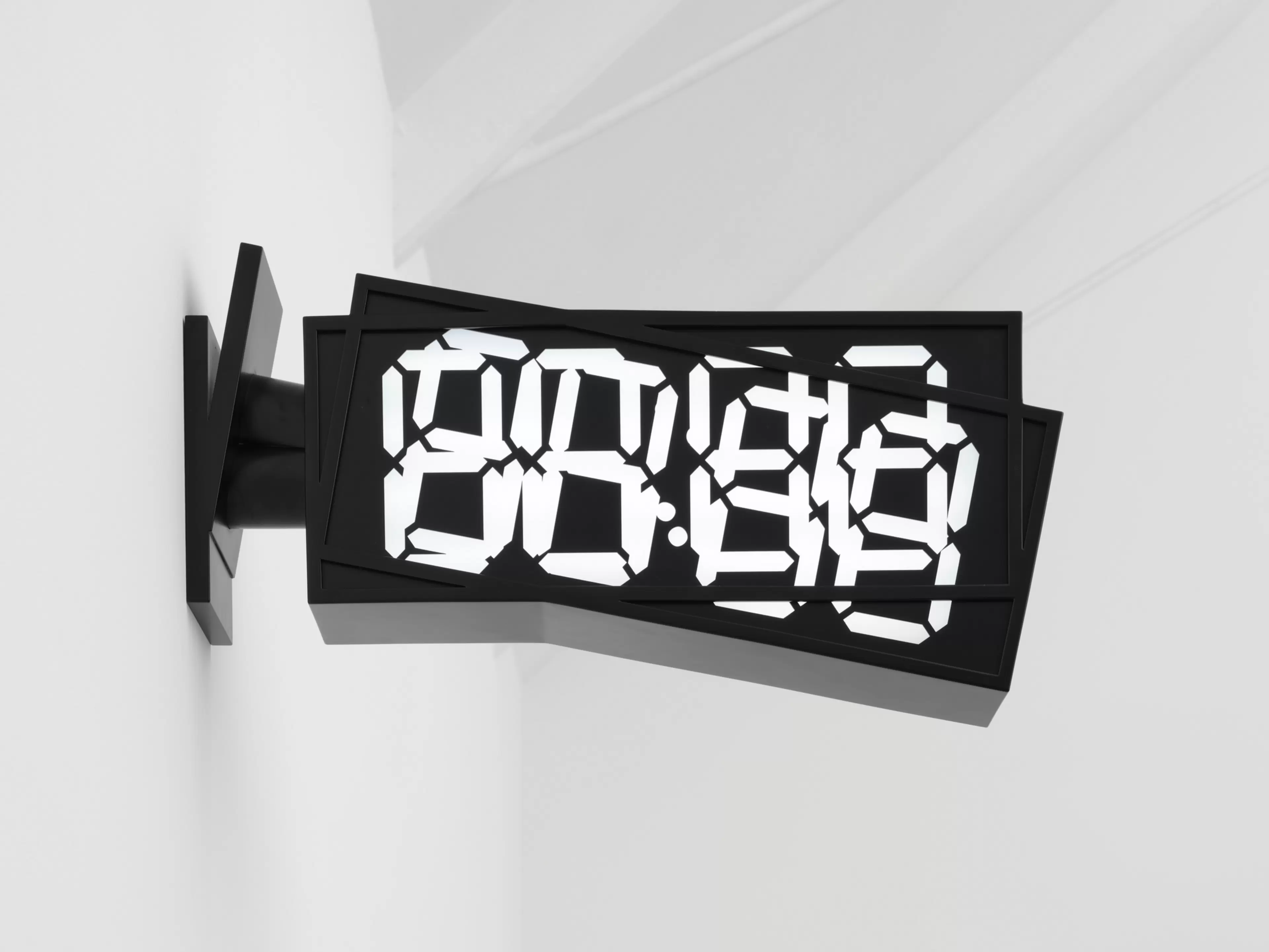 Chronos Kairos, 88.88 by Ryan Gander