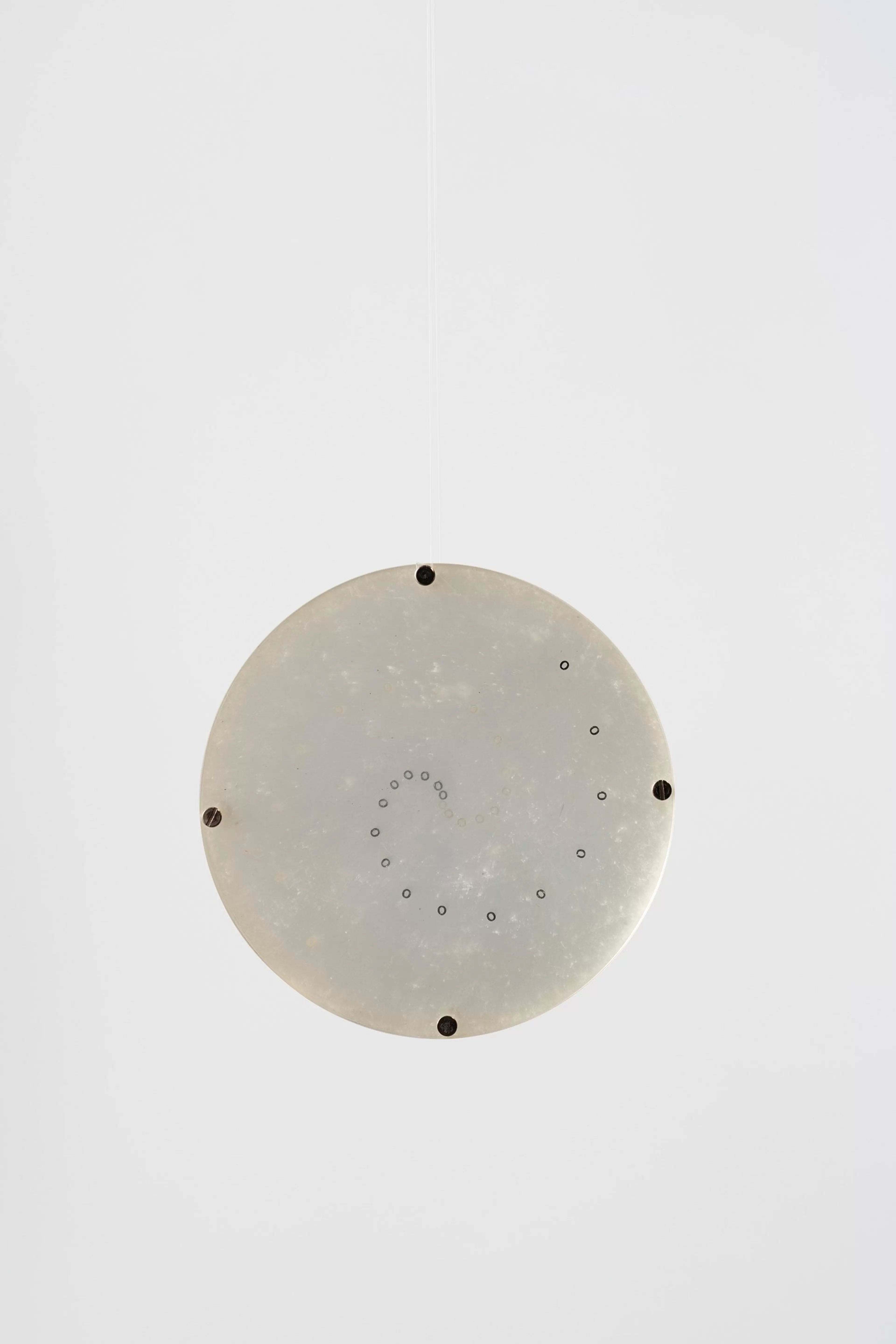 I Ching (da série Discos) [from the Discs series] by Mira Schendel