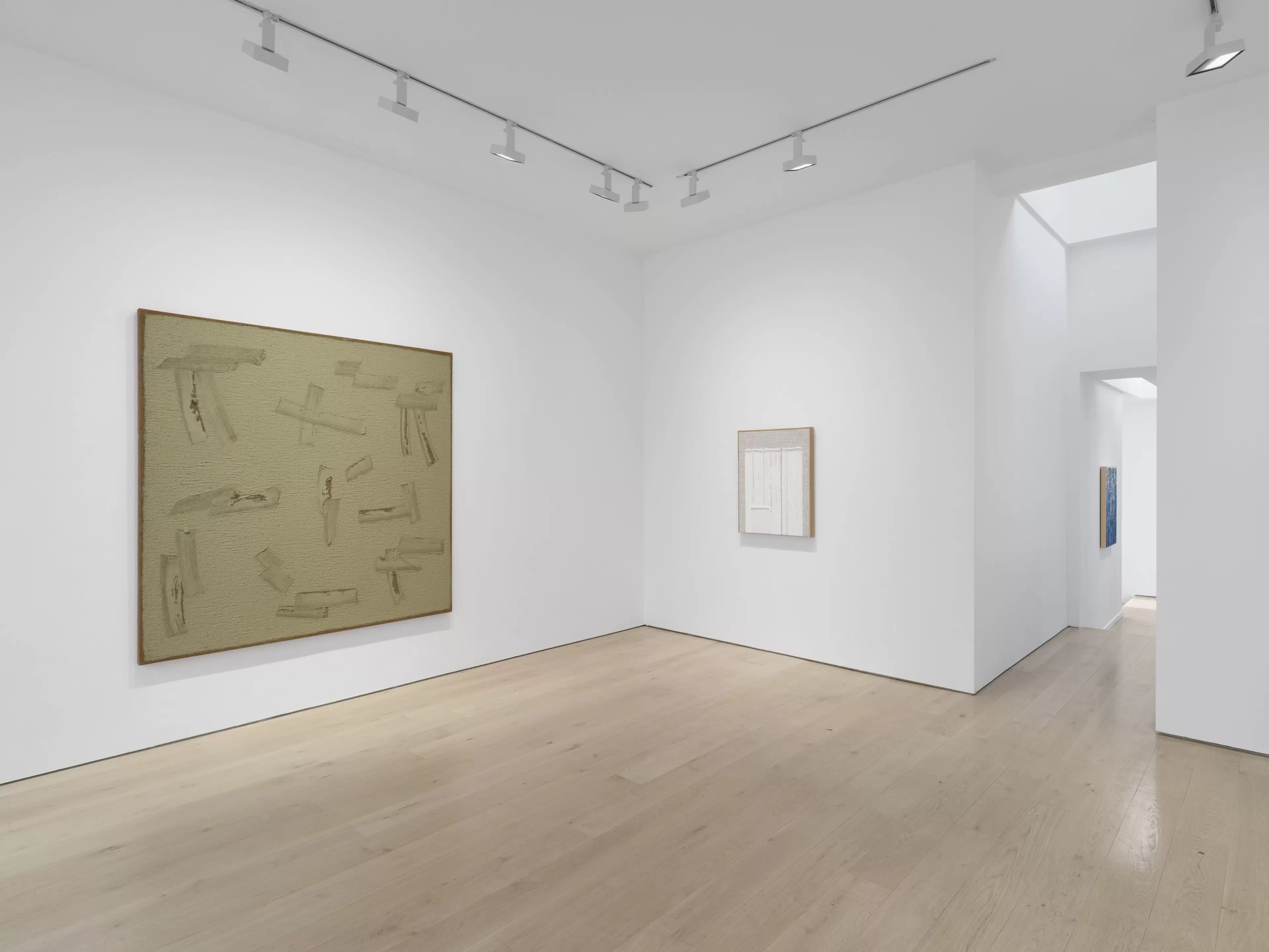 Installation view of ‘Ha Chong-Hyun’ Lisson London, 24 September – 7 November 2026 ©️Ha Chong-Hyun; Courtesy Lisson
